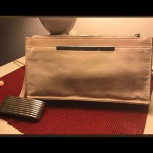 Side hanging bag . Hot pink color